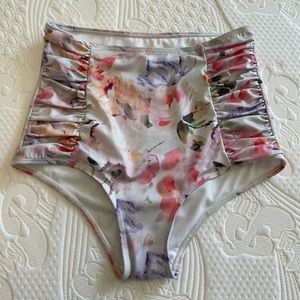 X Jeane Whimsical Floral Ruched Bottoms